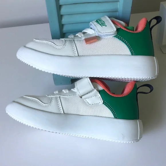 NWT Kids White and Pink Sneakers. Size 27 - Picture 6 of 7